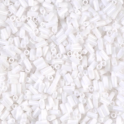 Miyuki - BUGLE 3mm (Básicas, Lined y Transparentes)